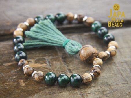 Malachite and Sandalwood Bracelet Mala