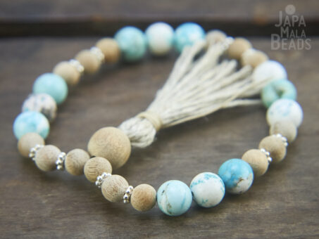 Magnesite Silkwood wrist mala
