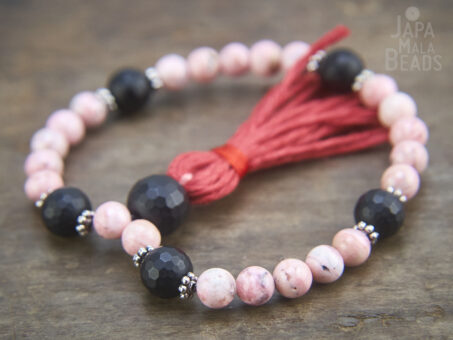 Rhodonite Onyx wrist mala