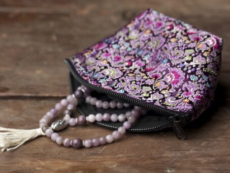 Brocade Satin Zipper Mala Bag
